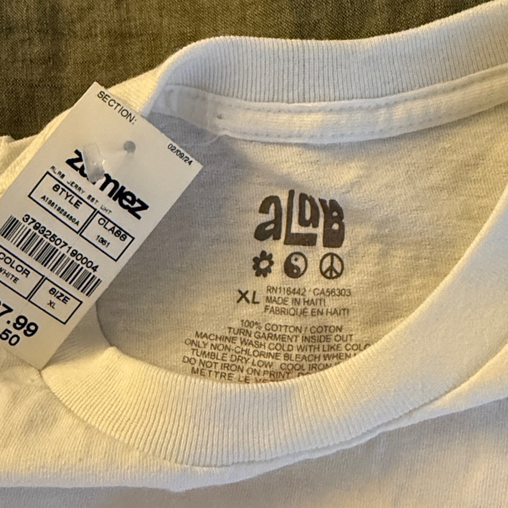 NWT ZUMIEZ missing Turtle Tshirt by ALab. XL - Picture 3 of 5